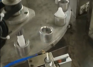 液态胶水草莓黄视频免费下载
